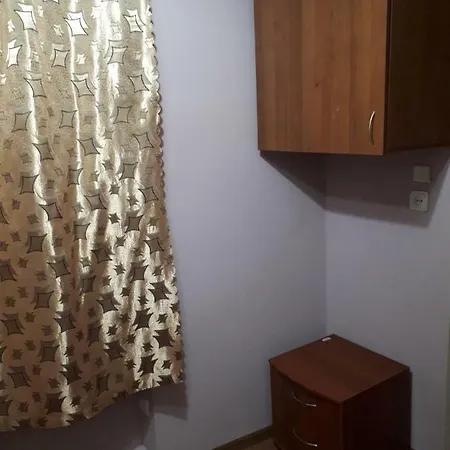квартира *